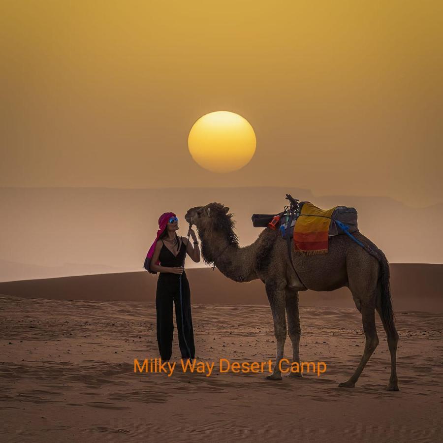 Milky Way Desert Camp メルズーガ エクステリア 写真