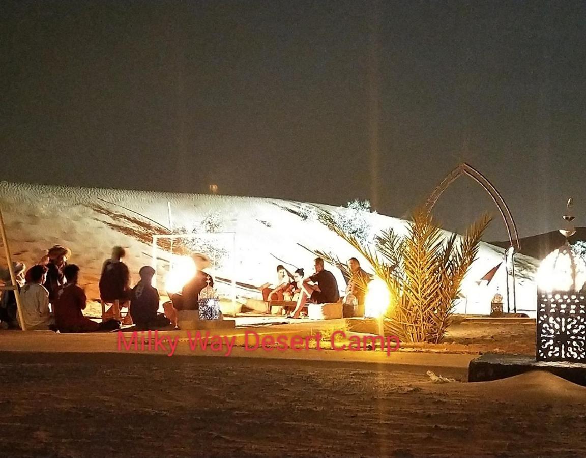Milky Way Desert Camp メルズーガ エクステリア 写真