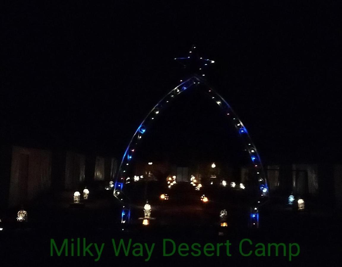 Milky Way Desert Camp メルズーガ エクステリア 写真