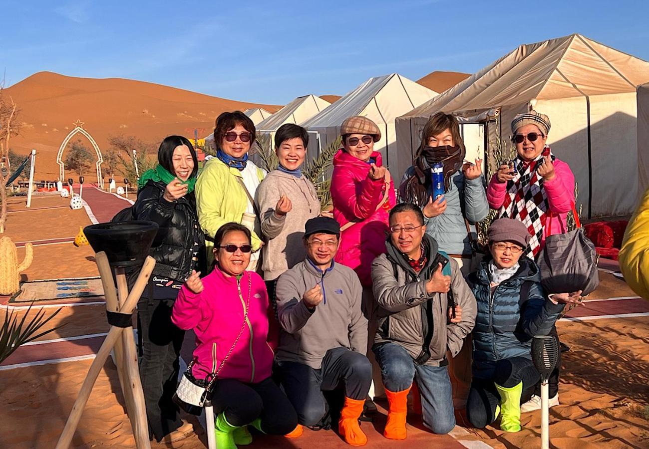 Milky Way Desert Camp メルズーガ エクステリア 写真